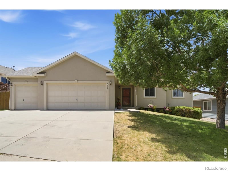 328 Brittlebush Dr, Loveland, CO 80537