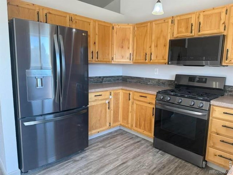 408 Suzann St, Wiggins, CO 80654