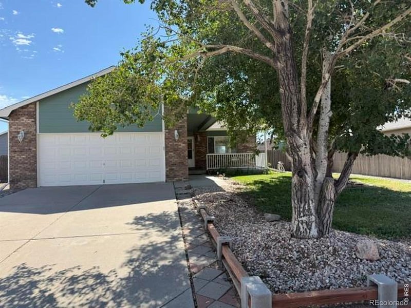 408 Suzann St, Wiggins, CO 80654