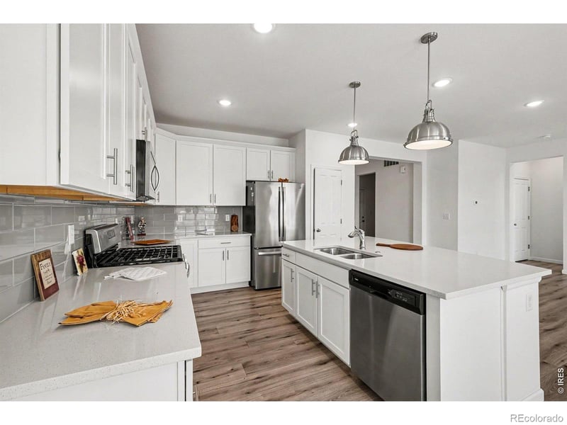 3371 Chilton Dr, Mead, CO 80542