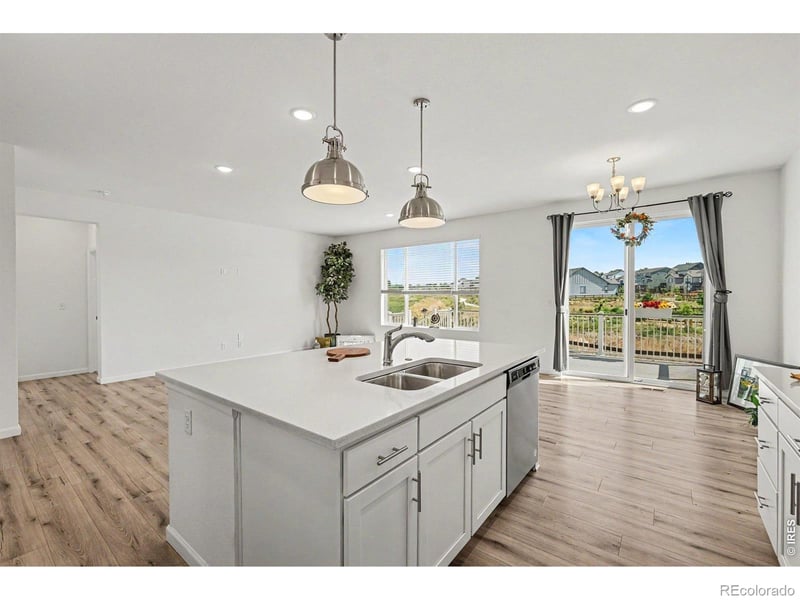 3371 Chilton Dr, Mead, CO 80542
