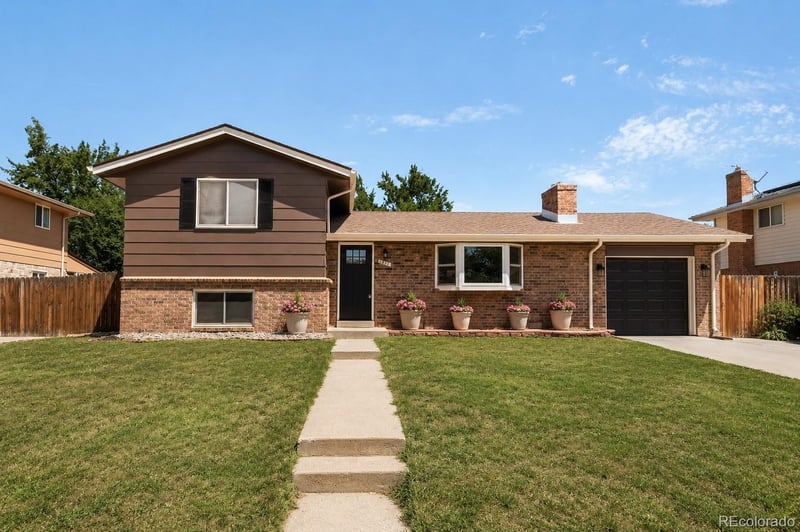 11831 70th Pl, Arvada, CO 80004