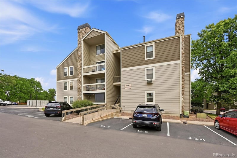 4896 Dudley St #7-2, Littleton, CO 80123