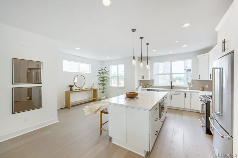 10988 E Geddes Pl, Centennial, CO 80112
