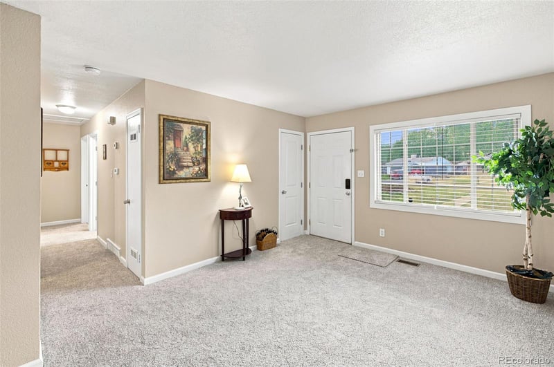 104 Tewa Dr, Colorado Springs, CO 80911