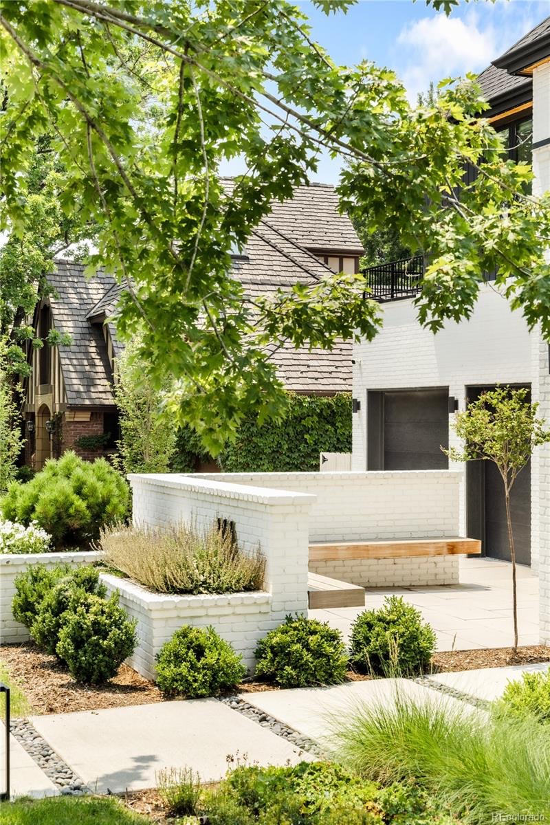 111 Clermont St, Denver, CO 80246