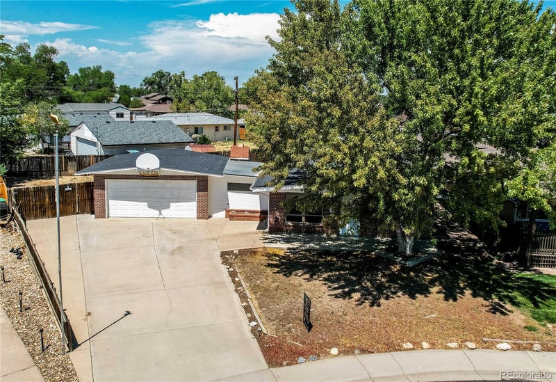 819 3rd Ave, Brighton, CO 80601