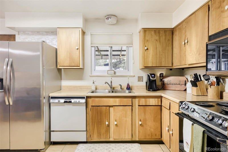 2529 Mosier Pl, Denver, CO 80219