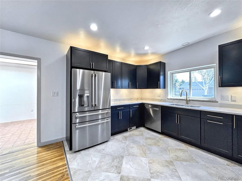 5960 Logan Ct, Centennial, CO 80121
