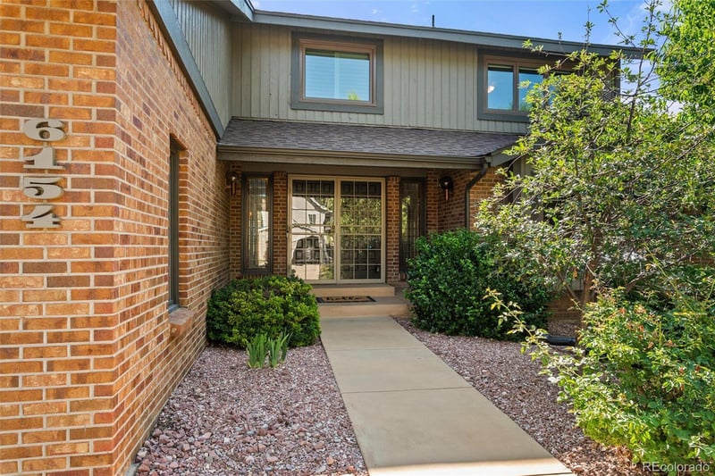 6154 S Macon Way, Englewood, CO 80111