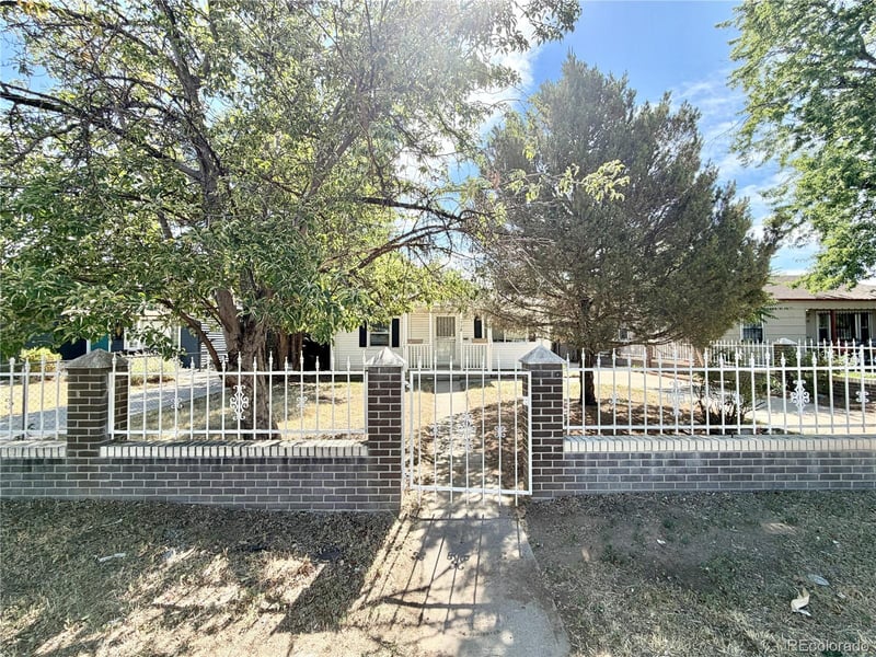1738 Verbena St, Denver, CO 80220