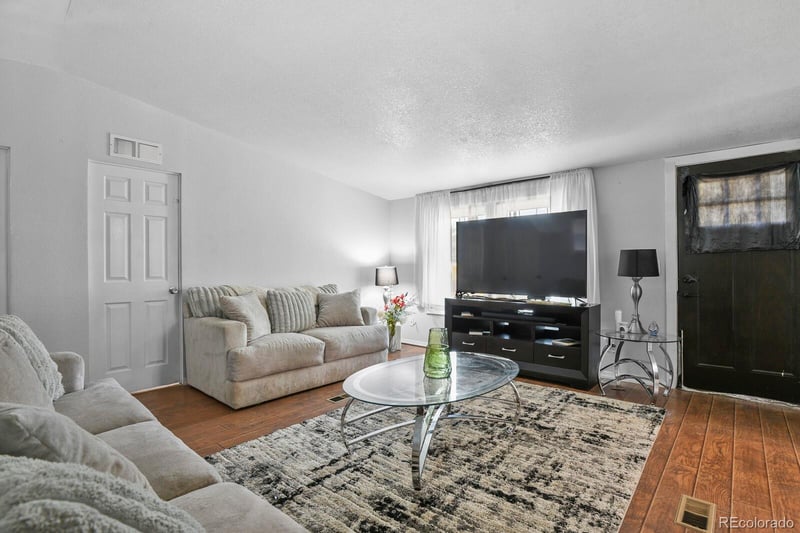 454 Birch St, Hudson, CO 80642