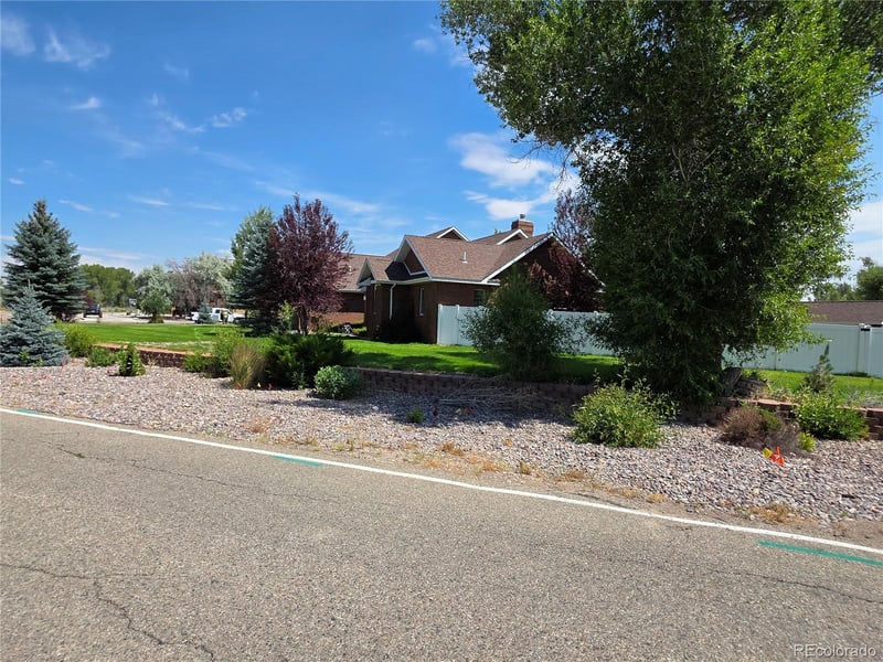 800 Cottonwood Cir, Alamosa, CO 81101