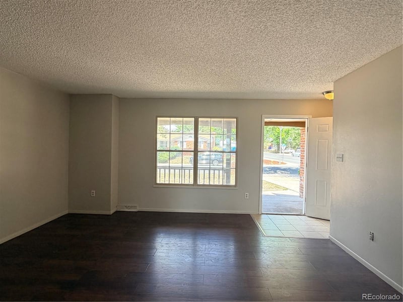 2137 S Nucla Way, Aurora, CO 80013