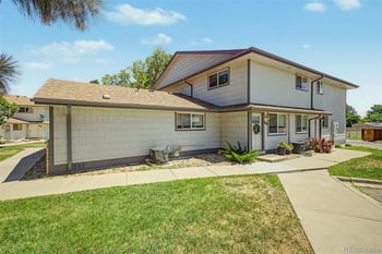 1182 S Eagle Cir #B, Aurora, CO 80012