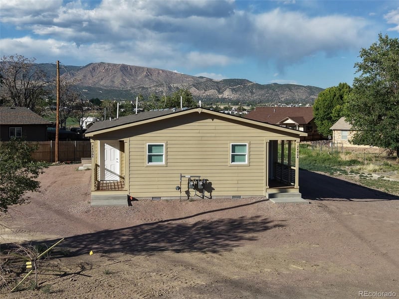 2406 9th St, Canon City, CO 81212