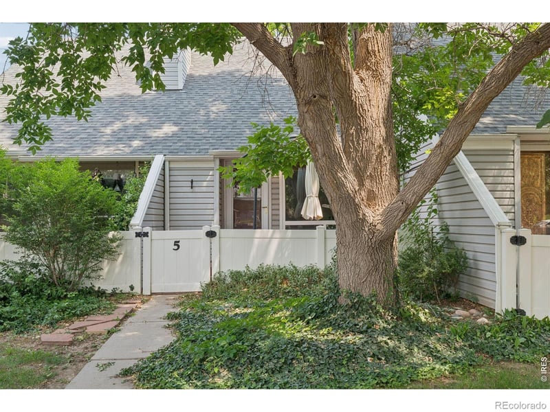 2713 19th St Dr #5A, Greeley, CO 80634