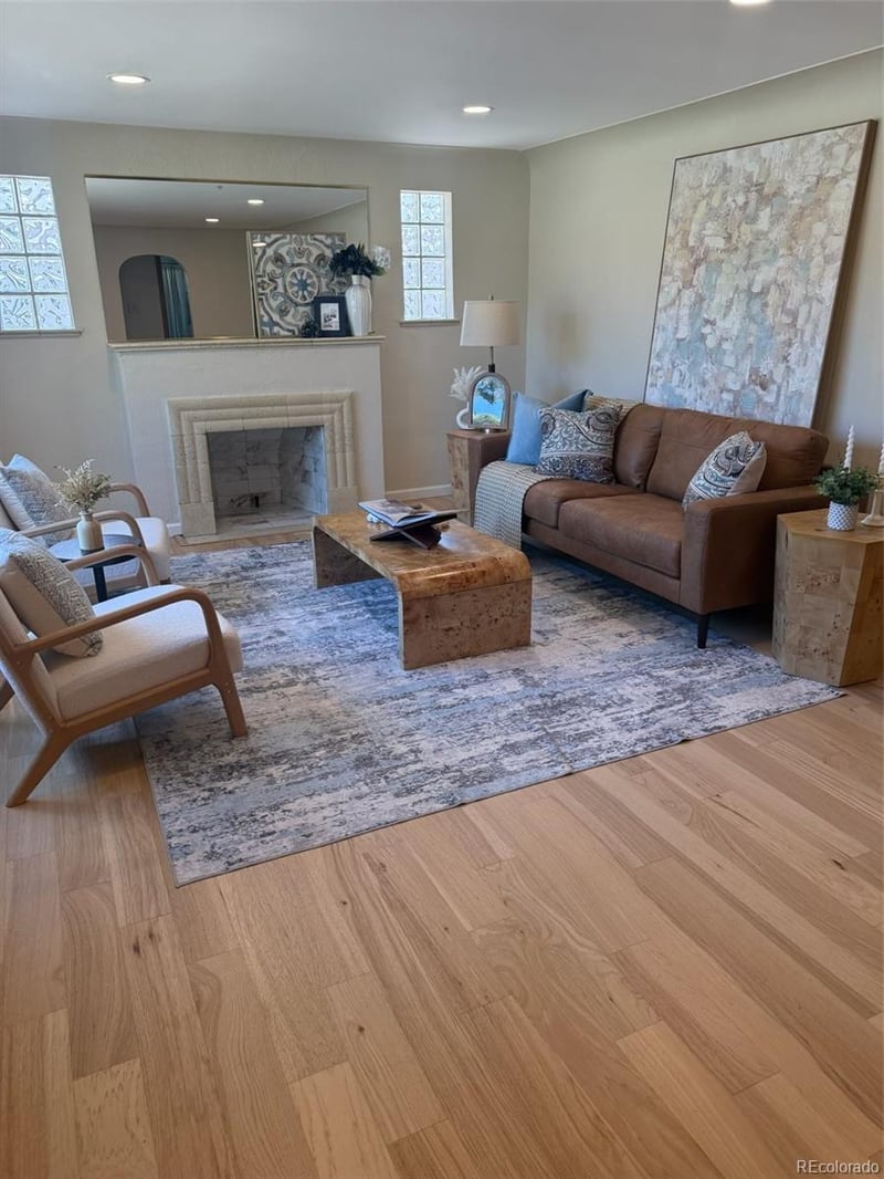 2127 Niagara St, Denver, CO 80207