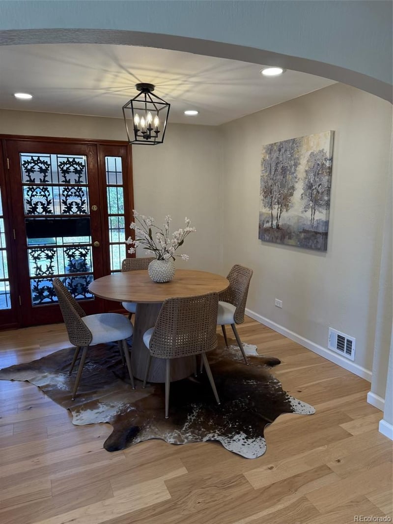 2127 Niagara St, Denver, CO 80207