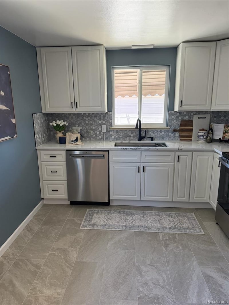 2127 Niagara St, Denver, CO 80207