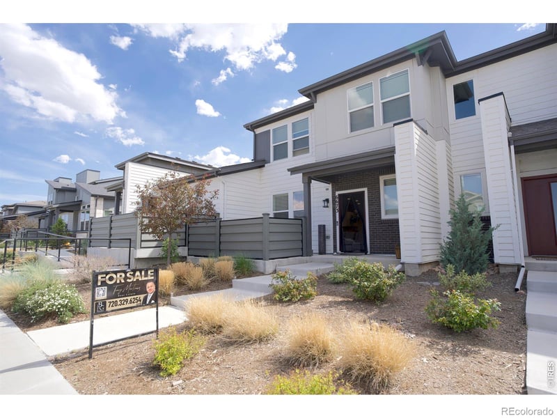 6673 Ceylon St, Denver, CO 80249
