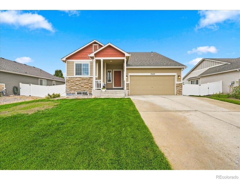 7447 Little Fox Ln, Wellington, CO 80549