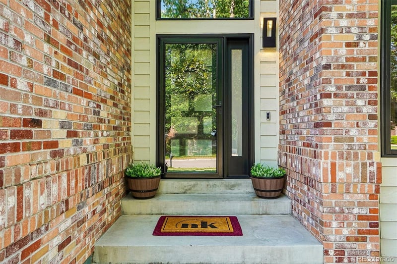 7273 Sundown Cir, Littleton, CO 80120