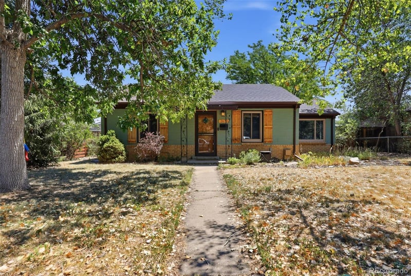 2670 Olive St, Denver, CO 80207
