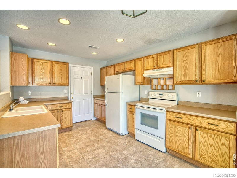 10595 Butte Dr, Longmont, CO 80504