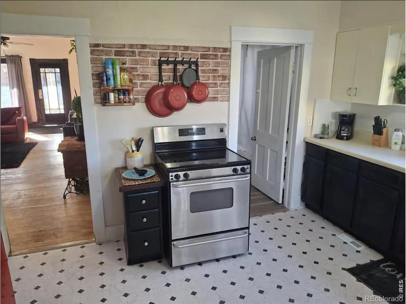 824 Kimbark St, Longmont, CO 80501