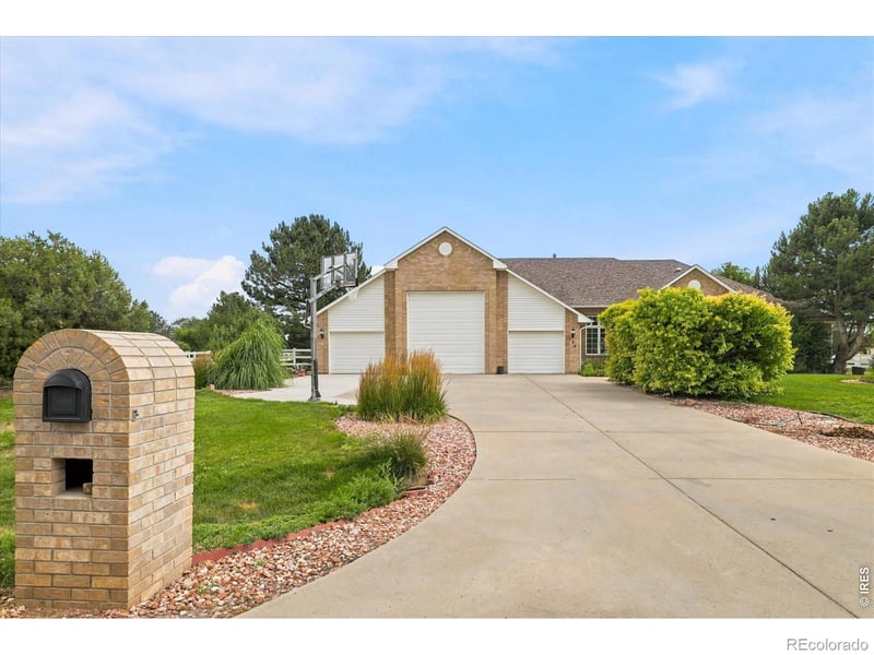 104 Grand View Cir, Mead, CO 80542