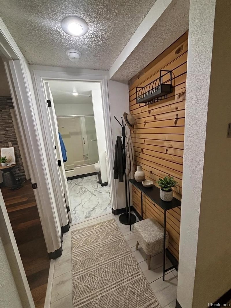 11115 Alameda Ave #202, Aurora, CO 80012