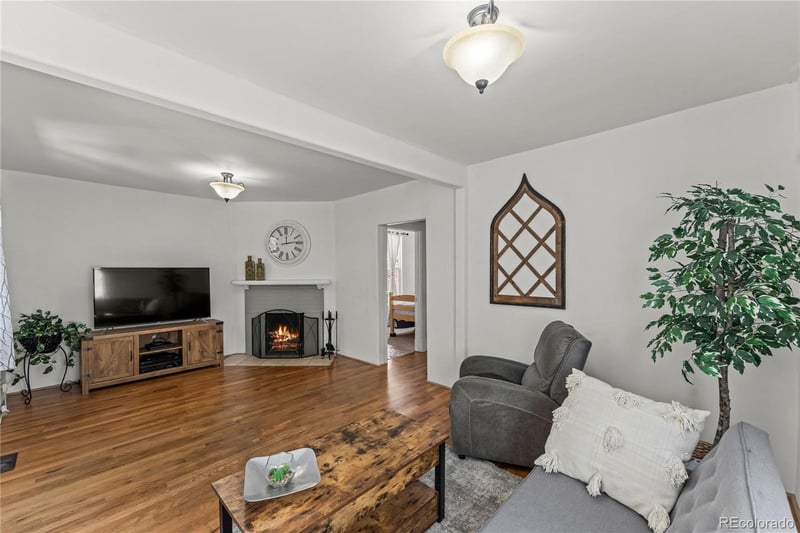 814 Yampa St, Colorado Springs, CO 80903