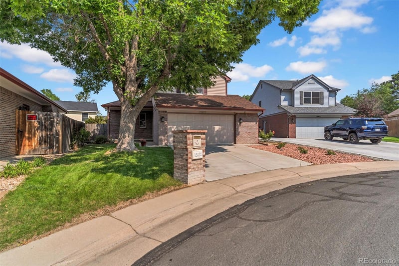 12422 Clayton Ct, Thornton, CO 80241