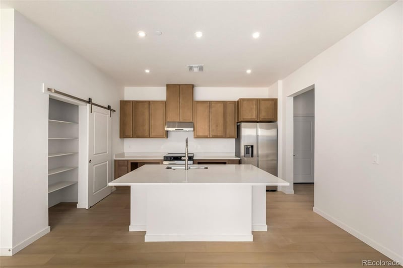 6153 Ceylon St #106, Denver, CO 80249