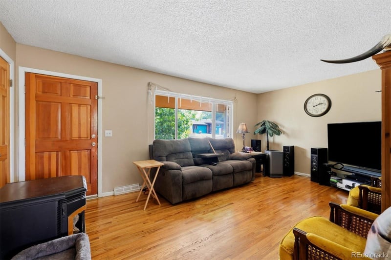 1387 Ember St, Denver, CO 80221