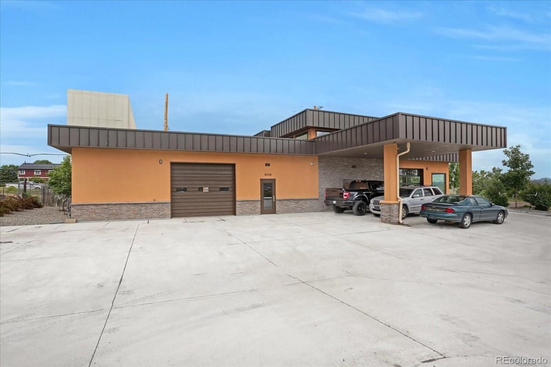 8538 Saulsbury St, Littleton, CO 80128