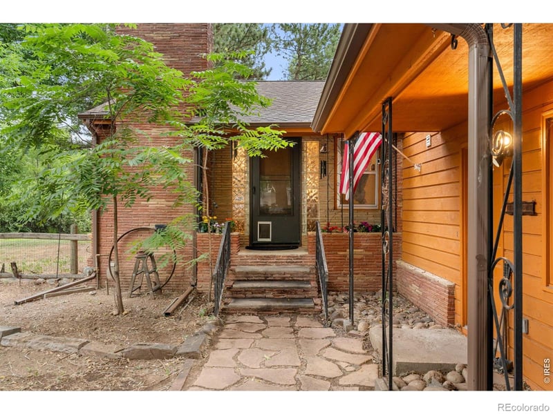 328 Overland Trl, Fort Collins, CO 80521