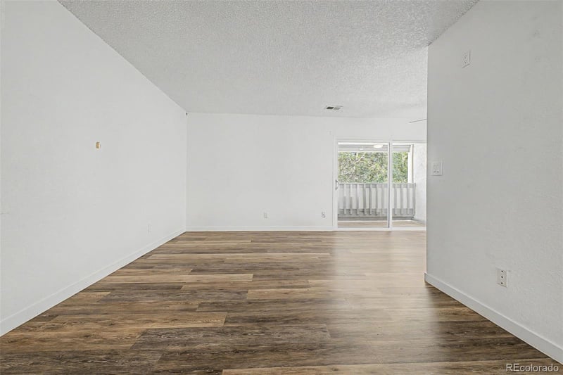 10712 Exposition Ave #308, Aurora, CO 80012