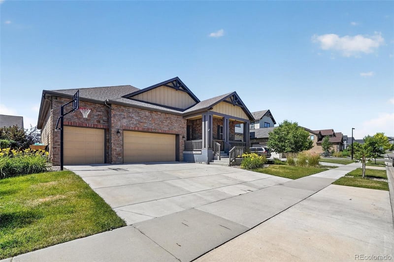 828 Gilpin Cir, Erie, CO 80516