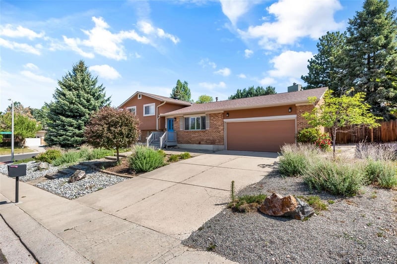 5585 Escondidp , Colorado Springs, CO 80918