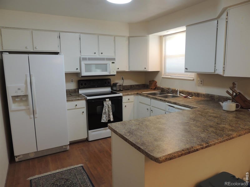 5240 S Pagosa Way, Centennial, CO 80015