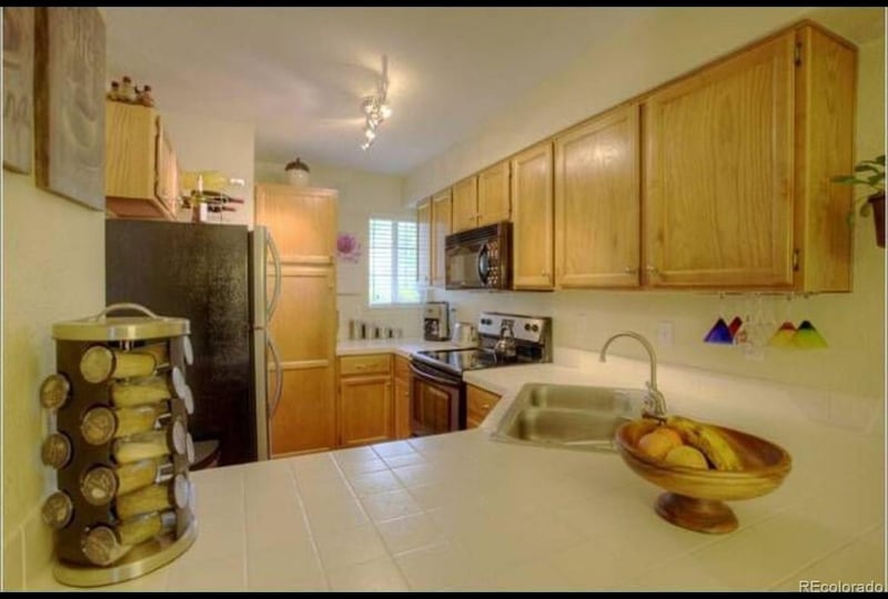 1470 Quebec Way #110, Denver, CO 80231