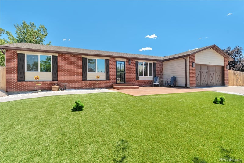 3298 S Olathe Way, Aurora, CO 80013
