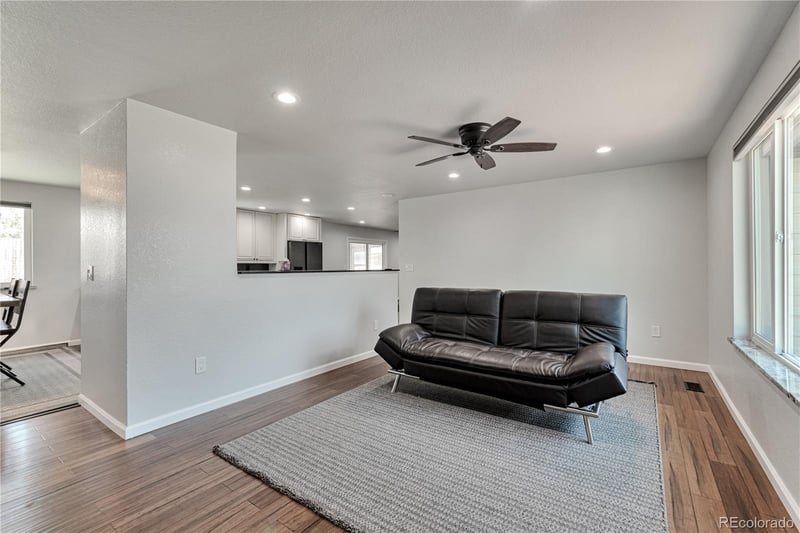 3298 S Olathe Way, Aurora, CO 80013