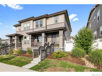2501 Winding Dr, Longmont, CO 80504
