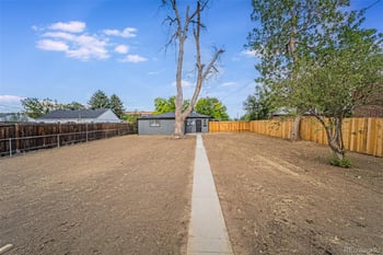 2921 Jasmine St, Denver, CO 80207