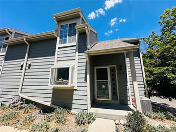 2002 S Worchester Way, Aurora, CO 80014