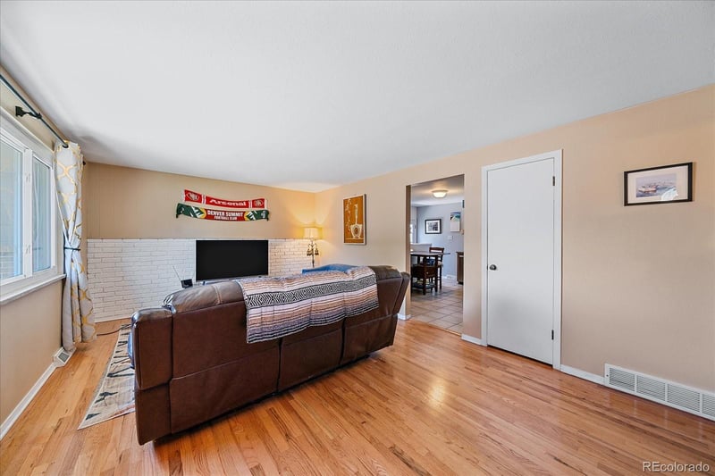 1654 S Endicott St, Denver, CO 80232
