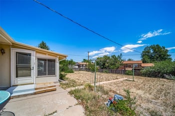 380 S Uvalda St, Aurora, CO 80012